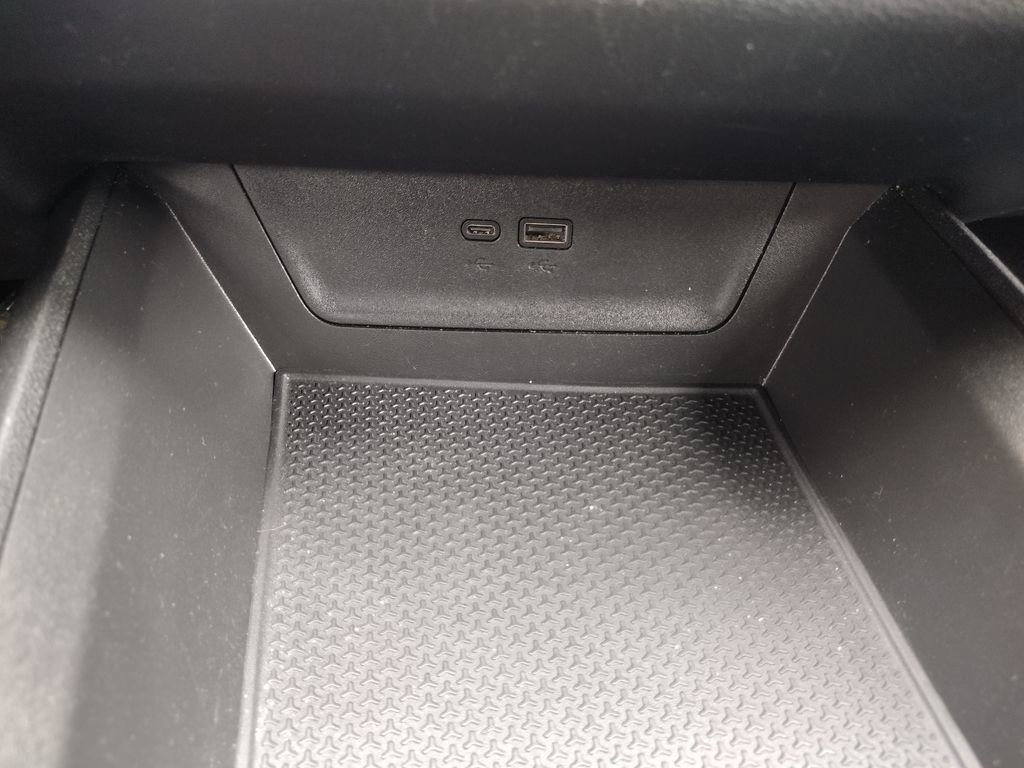 Used 2025 Chevrolet Equinox LT AWD/4WD image 28