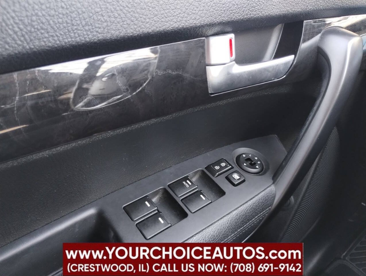 Used 2014 Kia Sorento LX AWD/4WD image 29