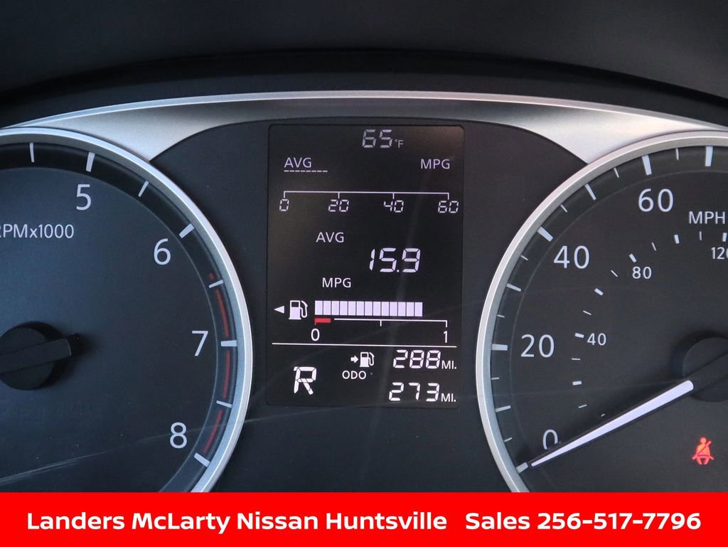 Used 2025 Nissan Versa S w/ Trunk Package image 26