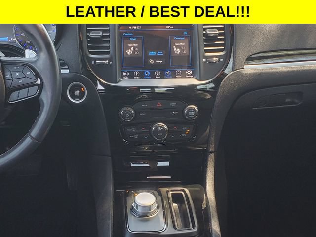 Used 2018 Chrysler 300 S RWD image 26