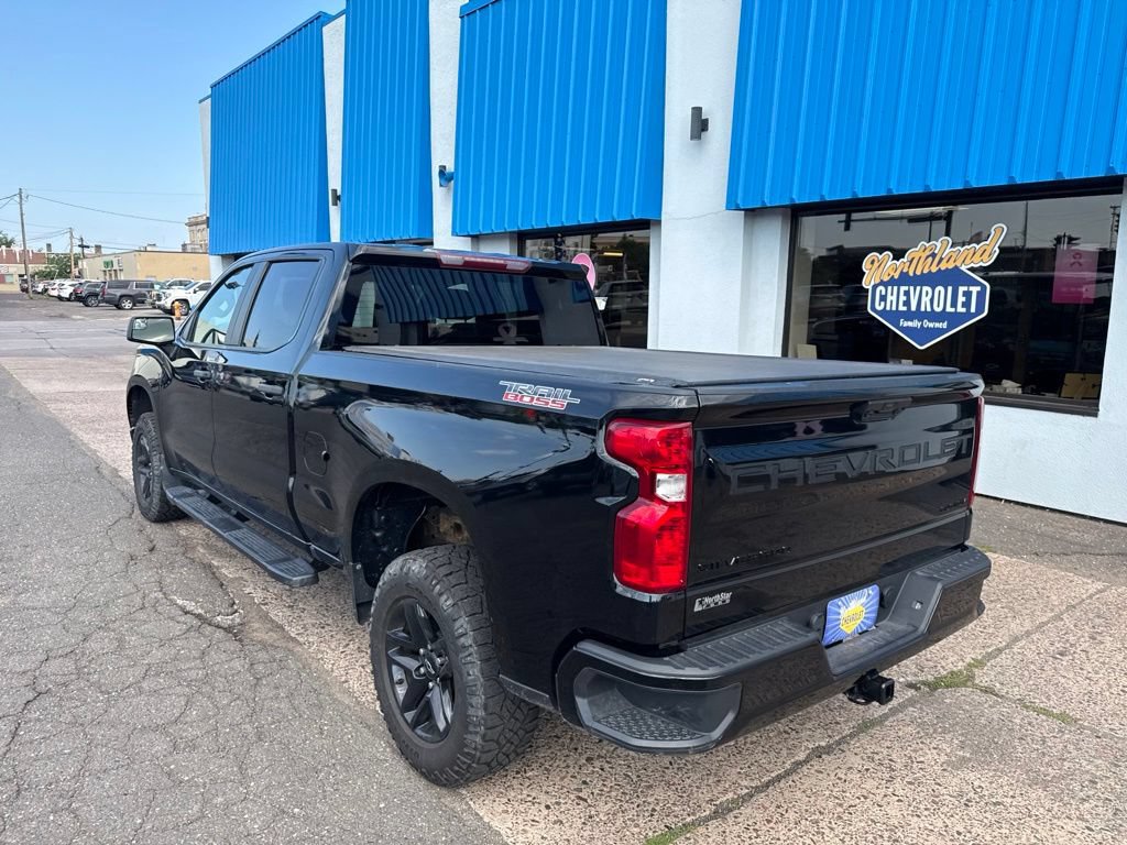 Used 2022 Chevrolet Silverado 1500 Custom Trail Boss w/ LPO, Dark Essentials Package AWD/4WD image 12