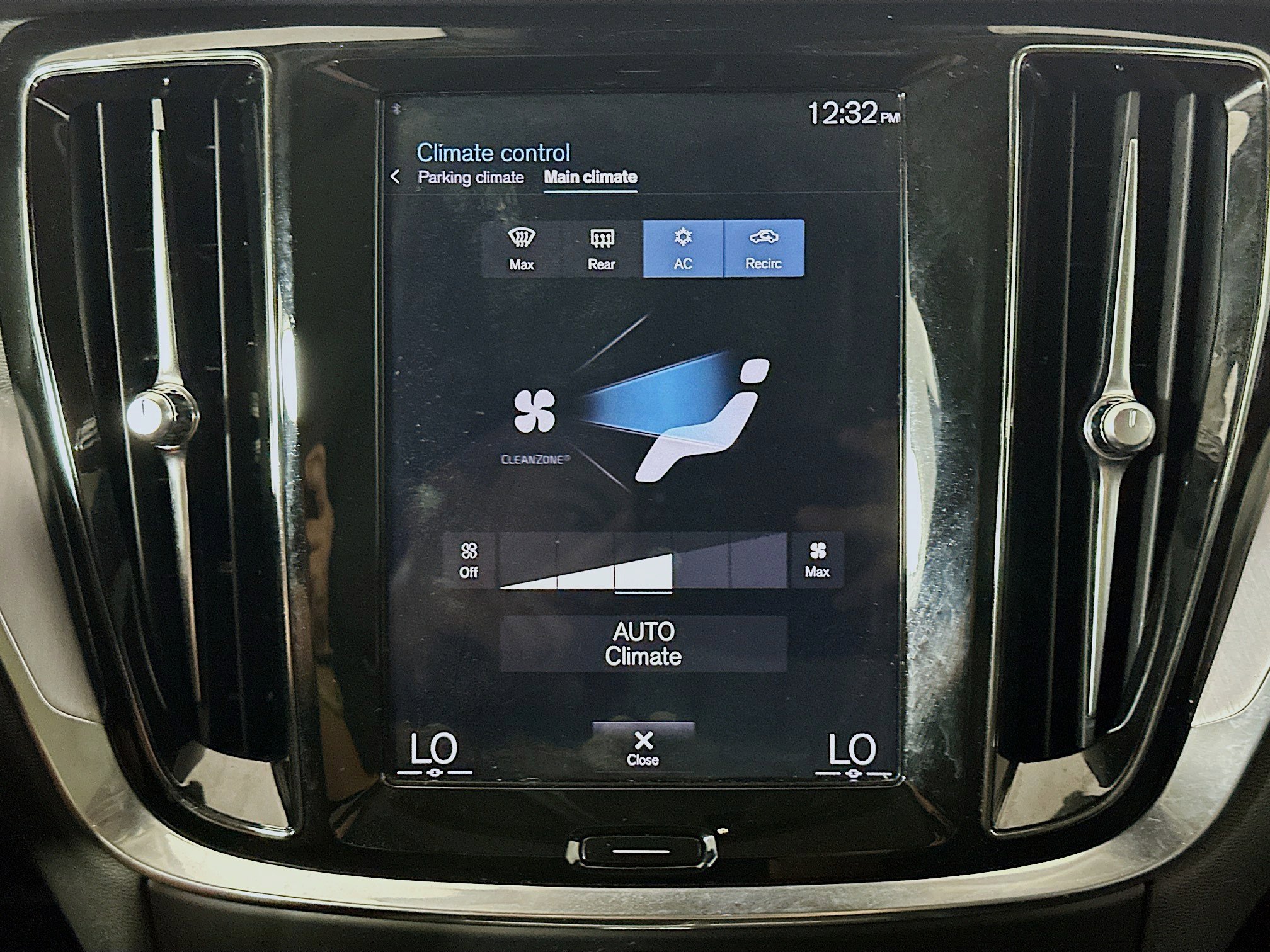 Used 2020 Volvo S60 T5 Momentum FWD image 24