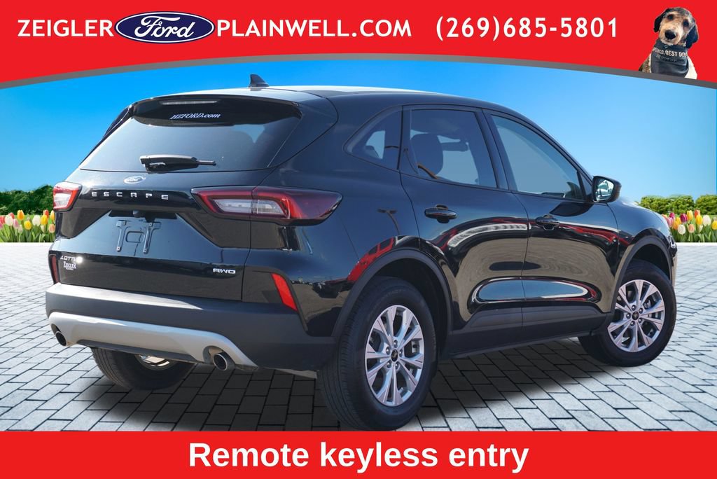 Used 2025 Ford Escape Active AWD/4WD image 5