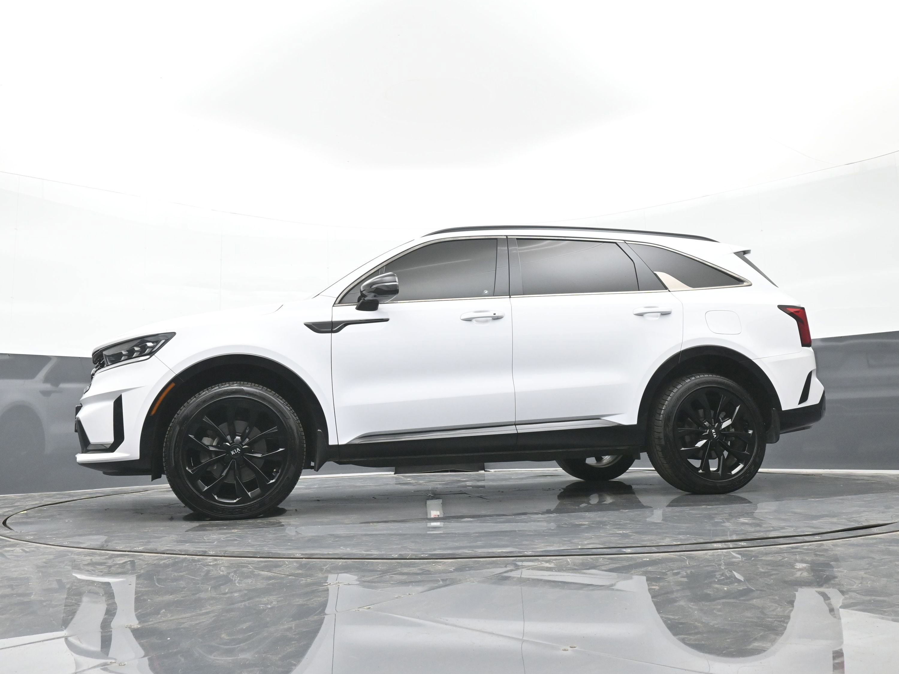 Used 2021 Kia Sorento SX image 44