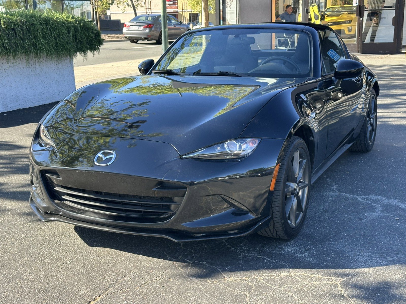 Used 2017 MAZDA MX-5 Miata RF Club RWD image 4