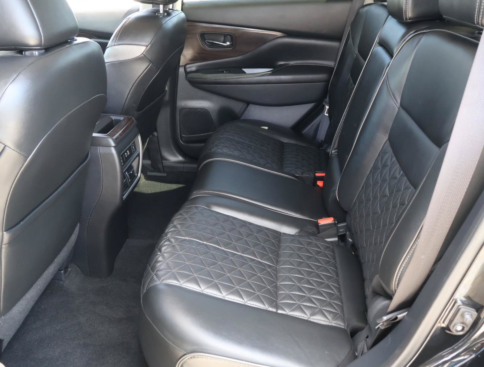 Used 2019 Nissan Murano Platinum w/ Cargo Package FWD image 18