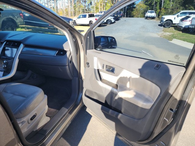 Used 2013 Ford Edge SEL FWD image 38