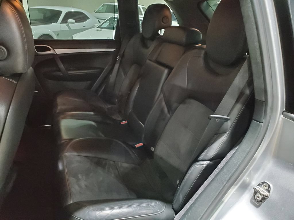 Used 2009 Porsche Cayenne GTS AWD/4WD image 23
