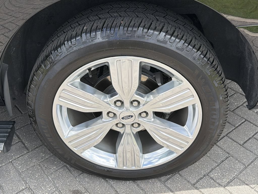 Used 2024 Ford Expedition Platinum RWD image 31