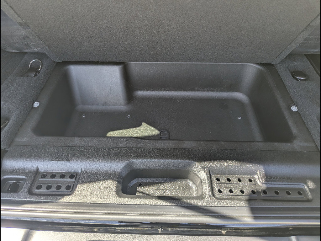 Used 2022 Jeep Wrangler Unlimited Sahara image 26