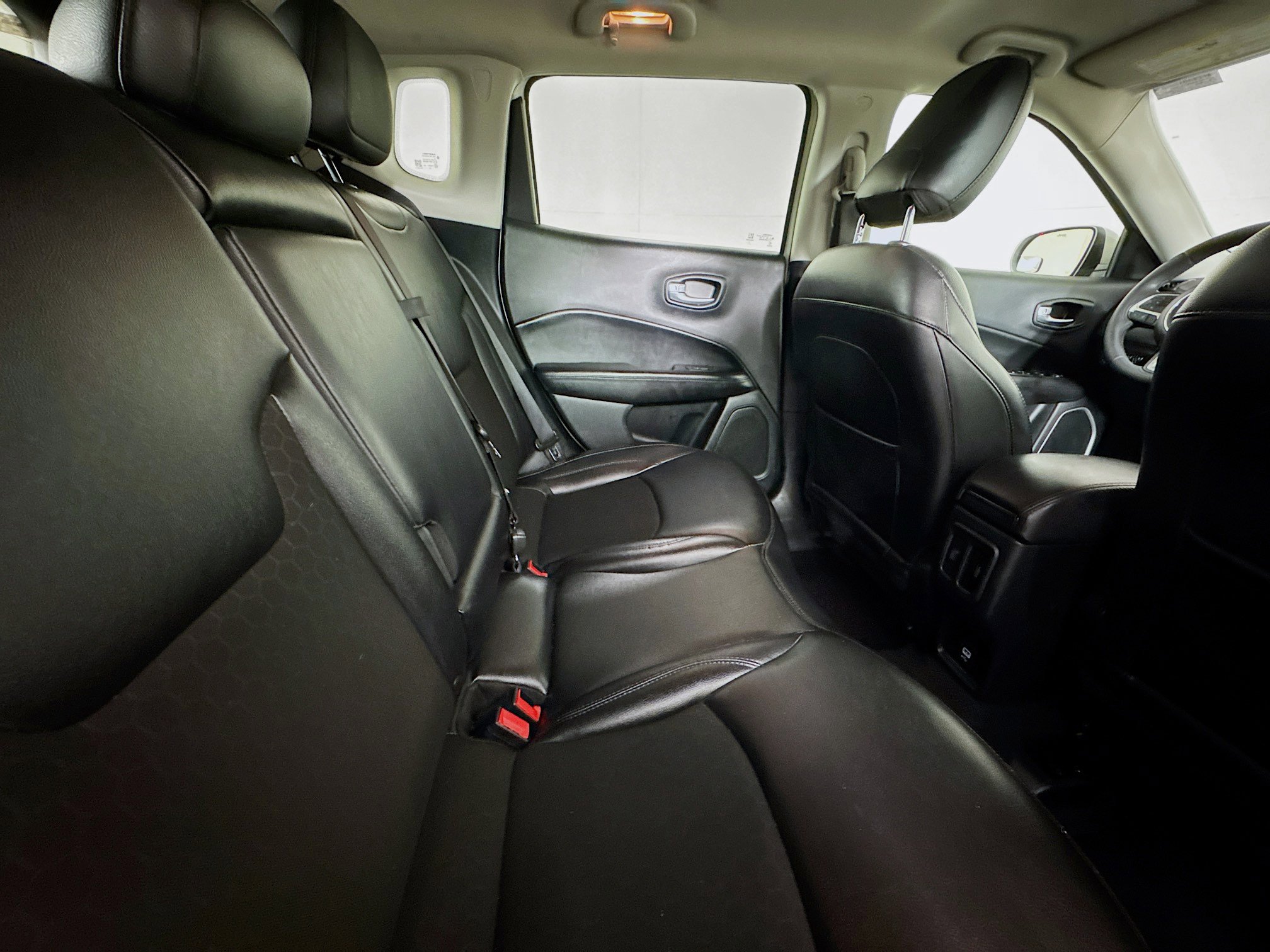 Used 2021 Jeep Compass Latitude image 26