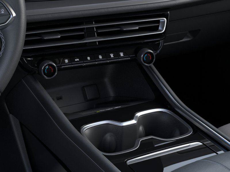 New 2026 Chevrolet Traverse LT w/ Driver Confidence Package FWD image 23