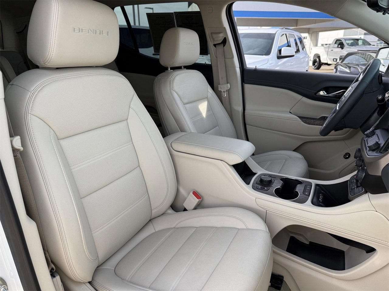 Used 2023 GMC Acadia Denali w/ Denali Ultimate Package image 24