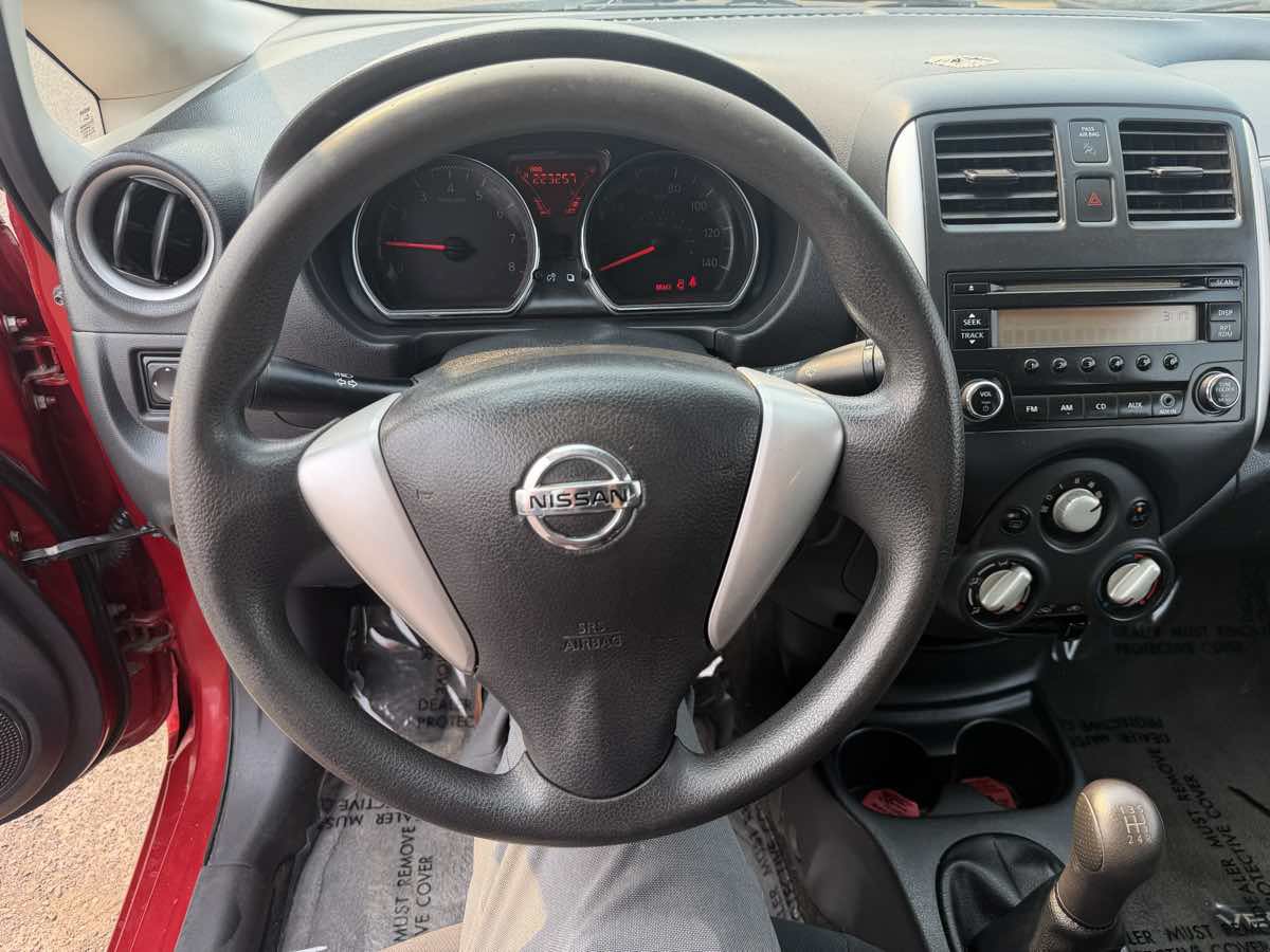 Used 2014 Nissan Versa Note S FWD image 7