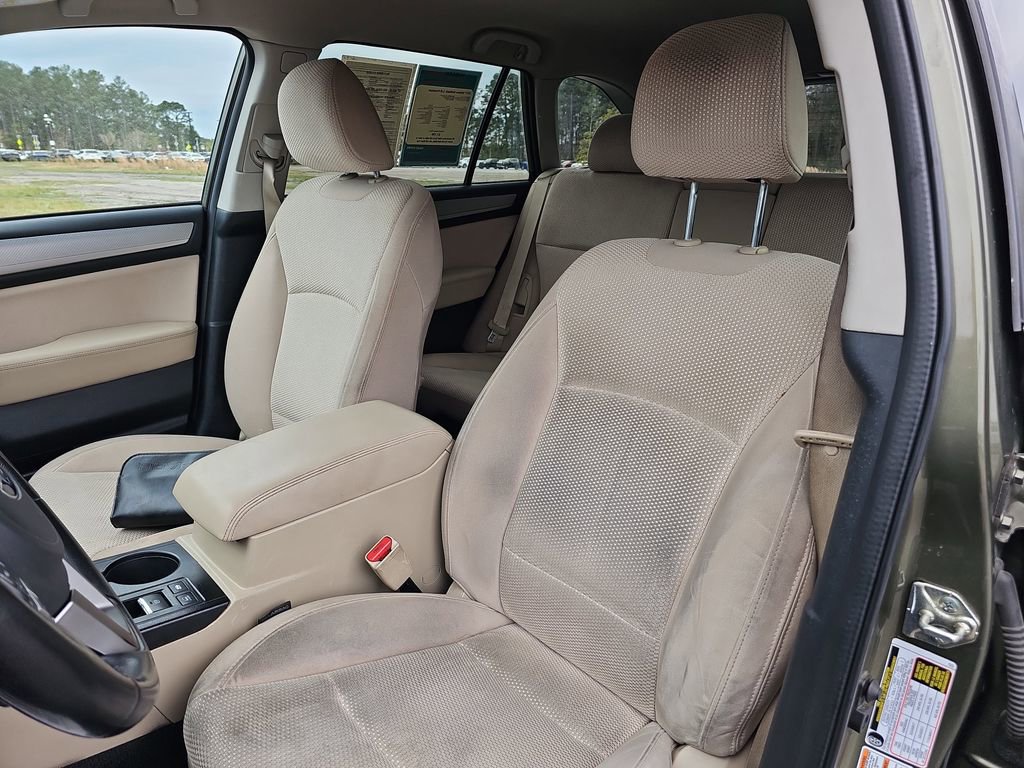 Used 2017 Subaru Outback 2.5i Premium image 19