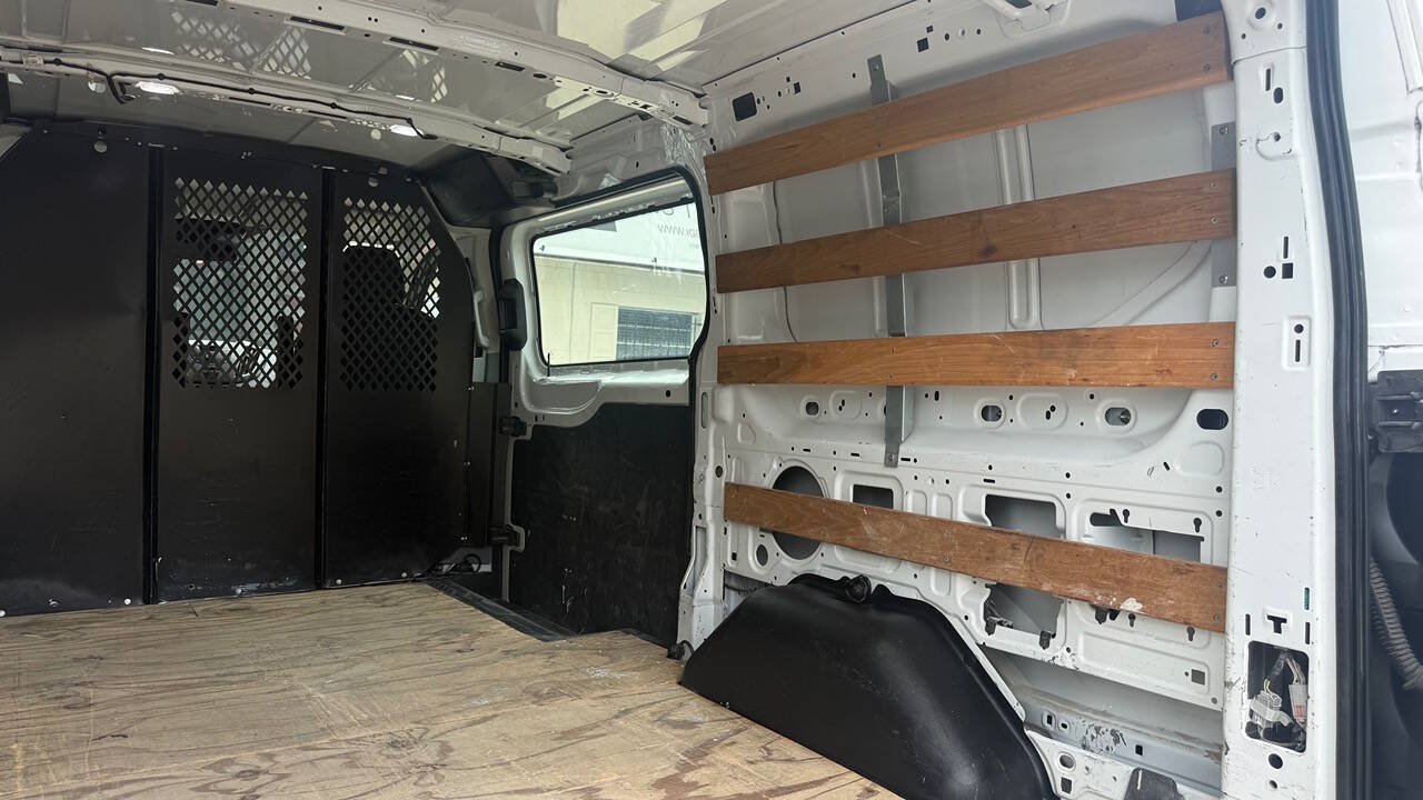 Used 2019 Ford Transit 250 130 Low Roof w/ Exterior Upgrade Package RWD image 22