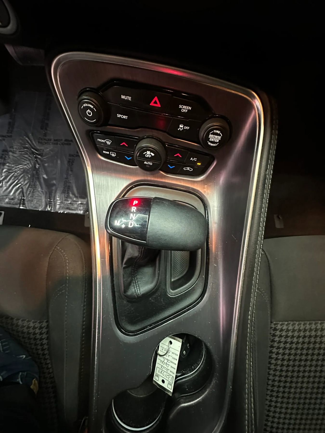 Used 2018 Dodge Challenger SXT RWD image 18