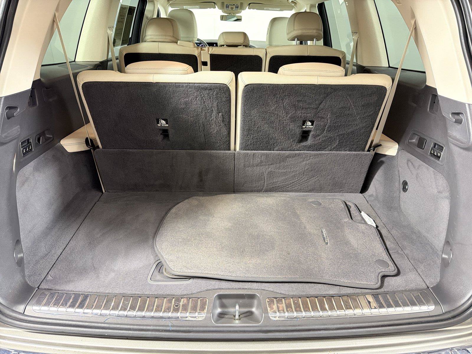 Used 2020 Mercedes-Benz GLS 450 4MATIC image 17