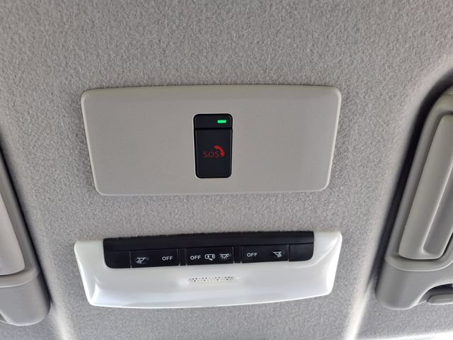 Used 2024 Nissan Kicks SV w/ Interior Electronics Package FWD image 28