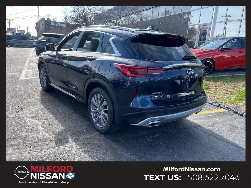Used 2023 INFINITI QX50 Luxe image 3