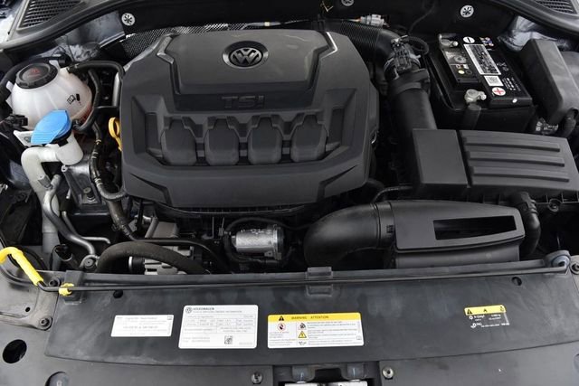 Certified 2022 Volkswagen Passat 2.0T image 27