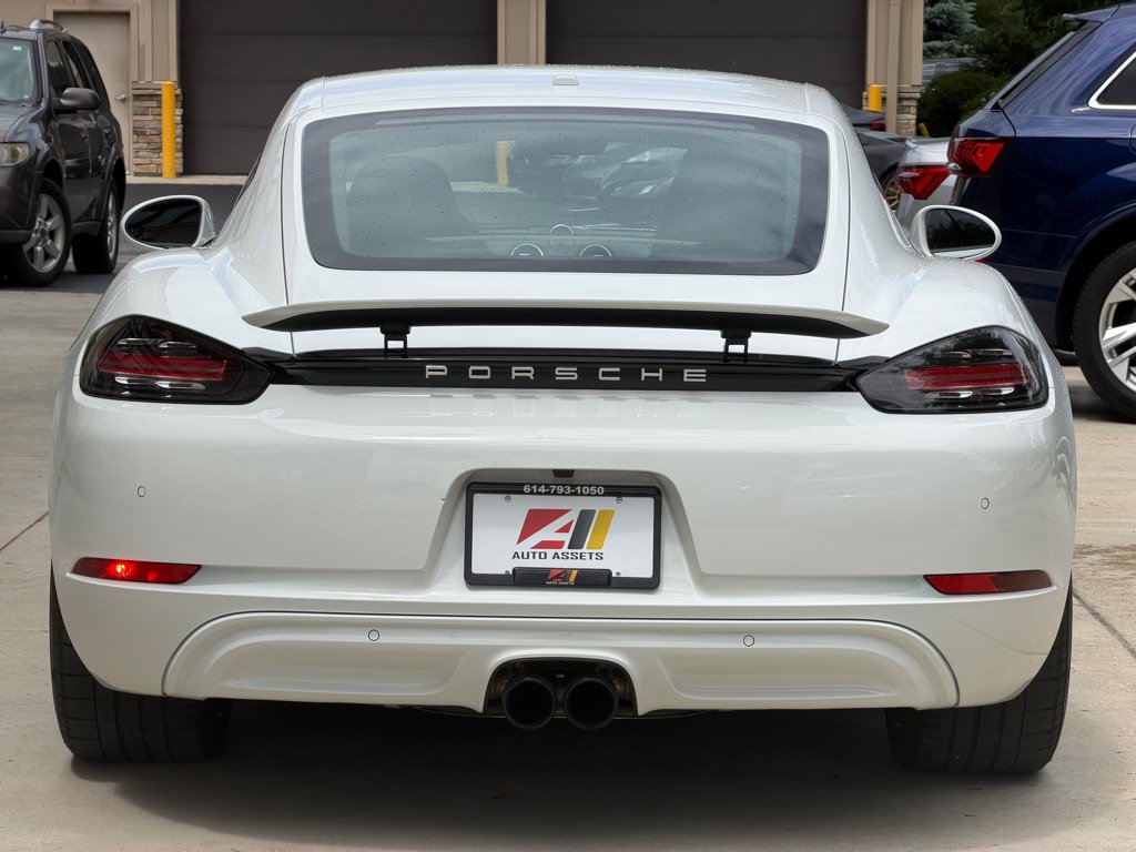 Used 2024 Porsche 718 Cayman S RWD image 8