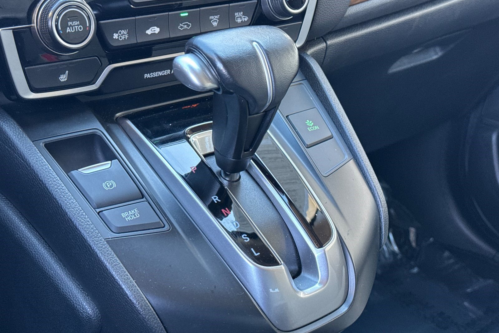 Certified 2018 Honda CR-V Touring image 17