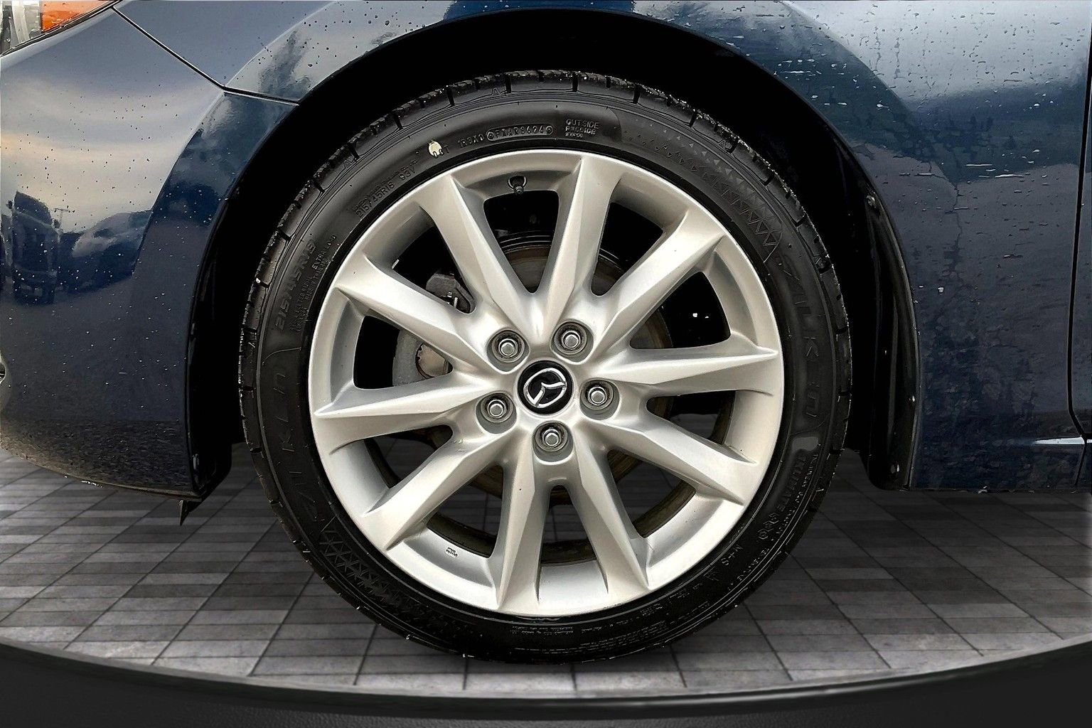 Used 2017 MAZDA MAZDA3 Touring image 8