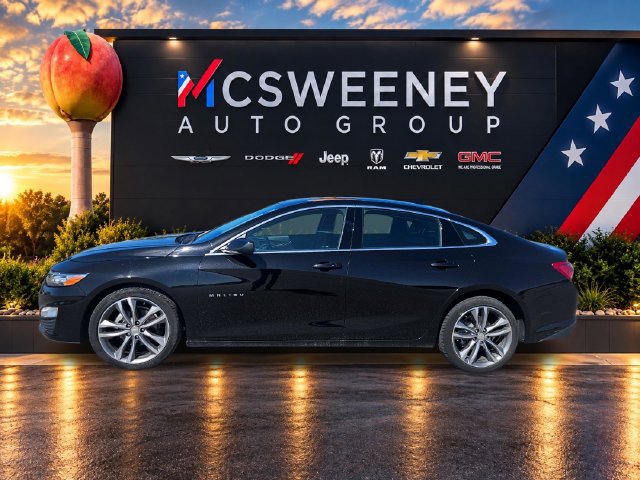 Used 2024 Chevrolet Malibu LT FWD image 2