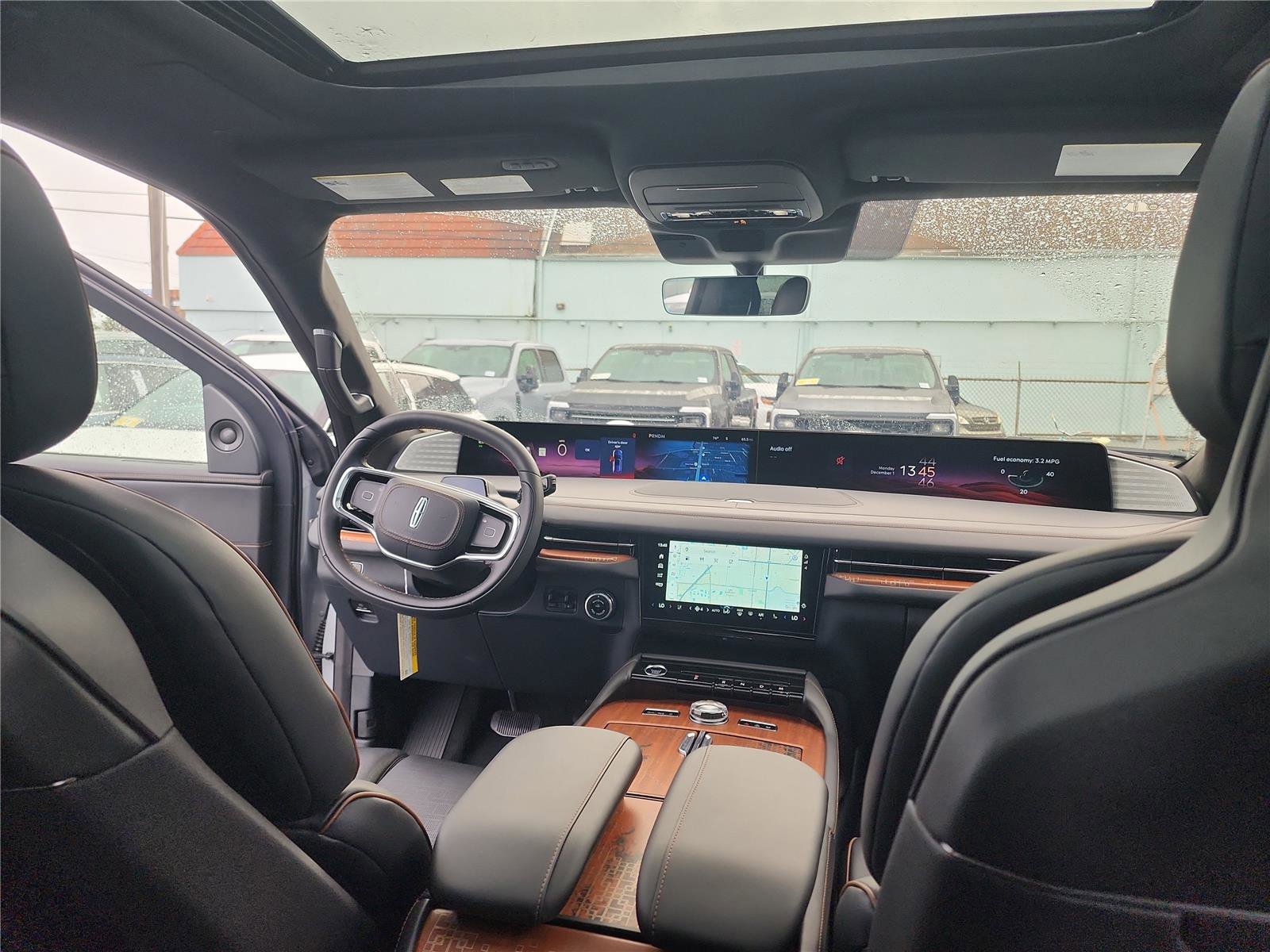 New 2025 Lincoln Navigator L Black Label image 26