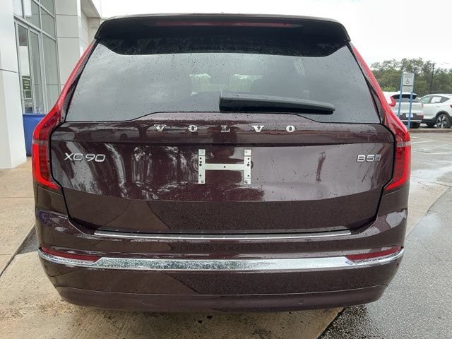 Certified 2025 Volvo XC90 B5 Plus AWD/4WD image 9