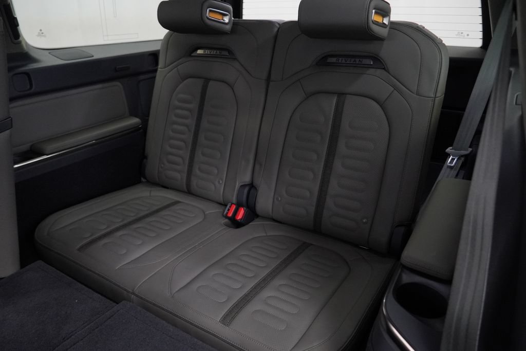 Used 2023 Rivian R1S Launch Edition AWD/4WD image 22