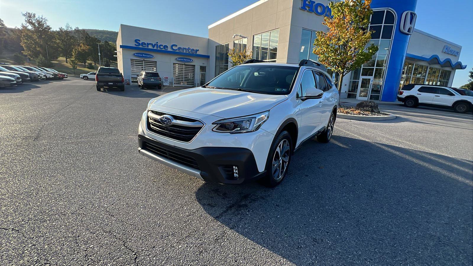 Used 2022 Subaru Outback Limited image 8
