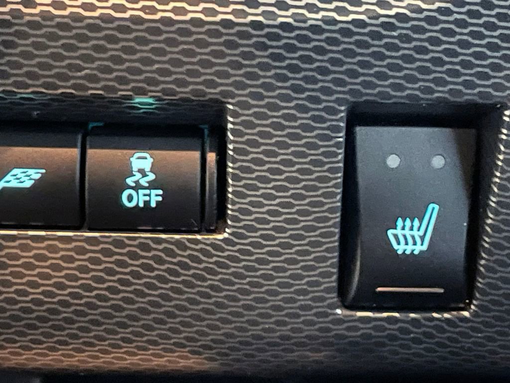 Used 2013 Dodge Challenger R/T image 86