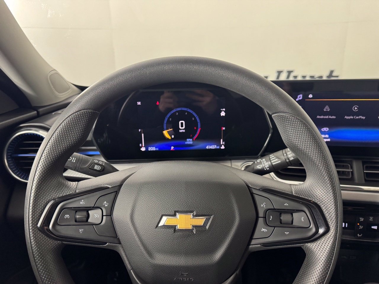 Used 2024 Chevrolet Trax LT FWD image 16