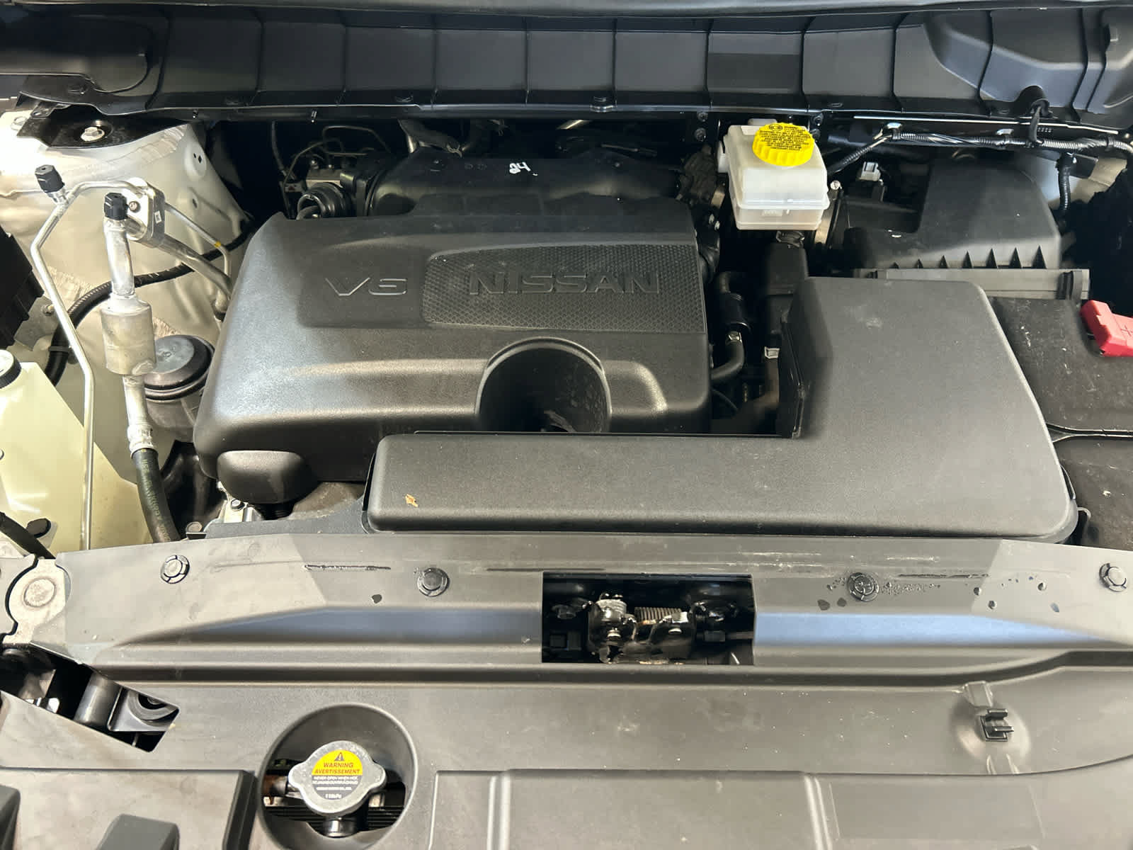 Used 2024 Nissan Pathfinder SL AWD/4WD image 10