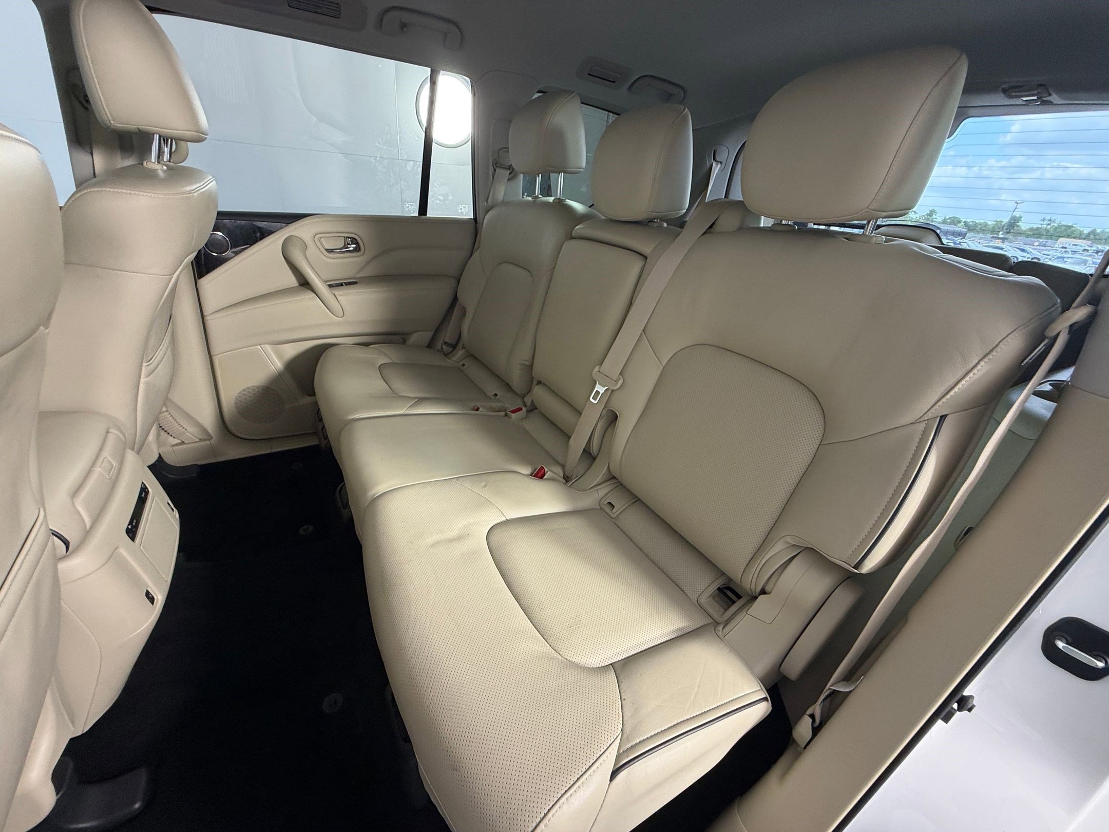 Used 2022 INFINITI QX80 Luxe w/ Cargo Package AWD/4WD image 14