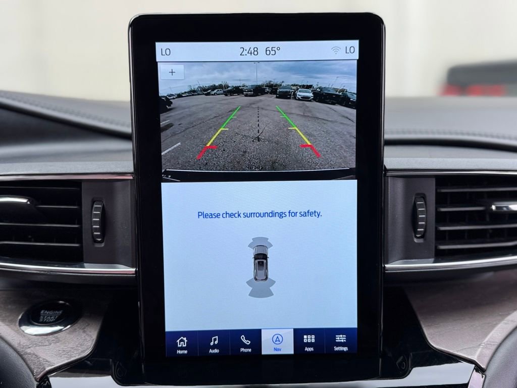 Used 2024 Ford Explorer Platinum w/ Technology Package image 24