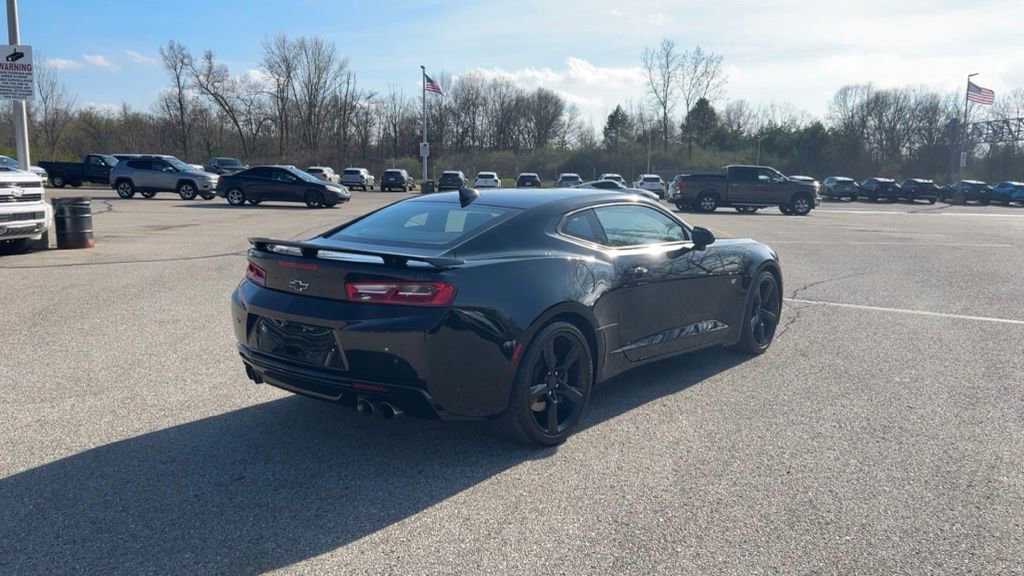 Used 2016 Chevrolet Camaro SS image 4