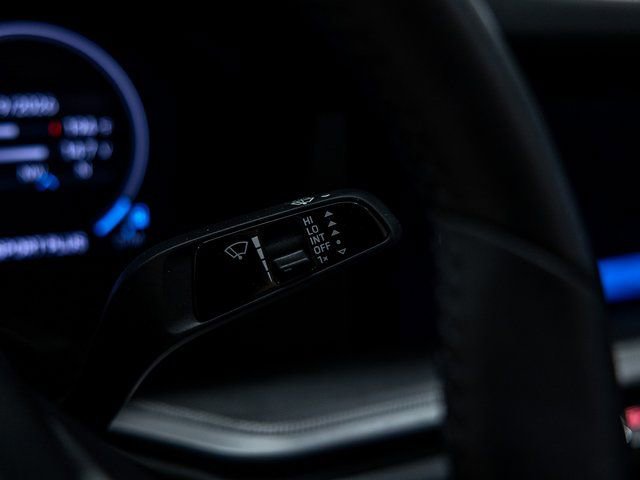 Certified 2025 Porsche 911 Carrera RWD image 40