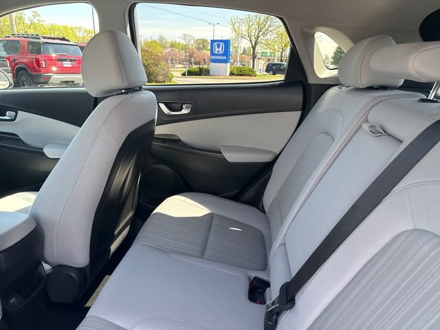 Certified 2023 Hyundai Kona SEL w/ Convenience Package AWD/4WD image 19