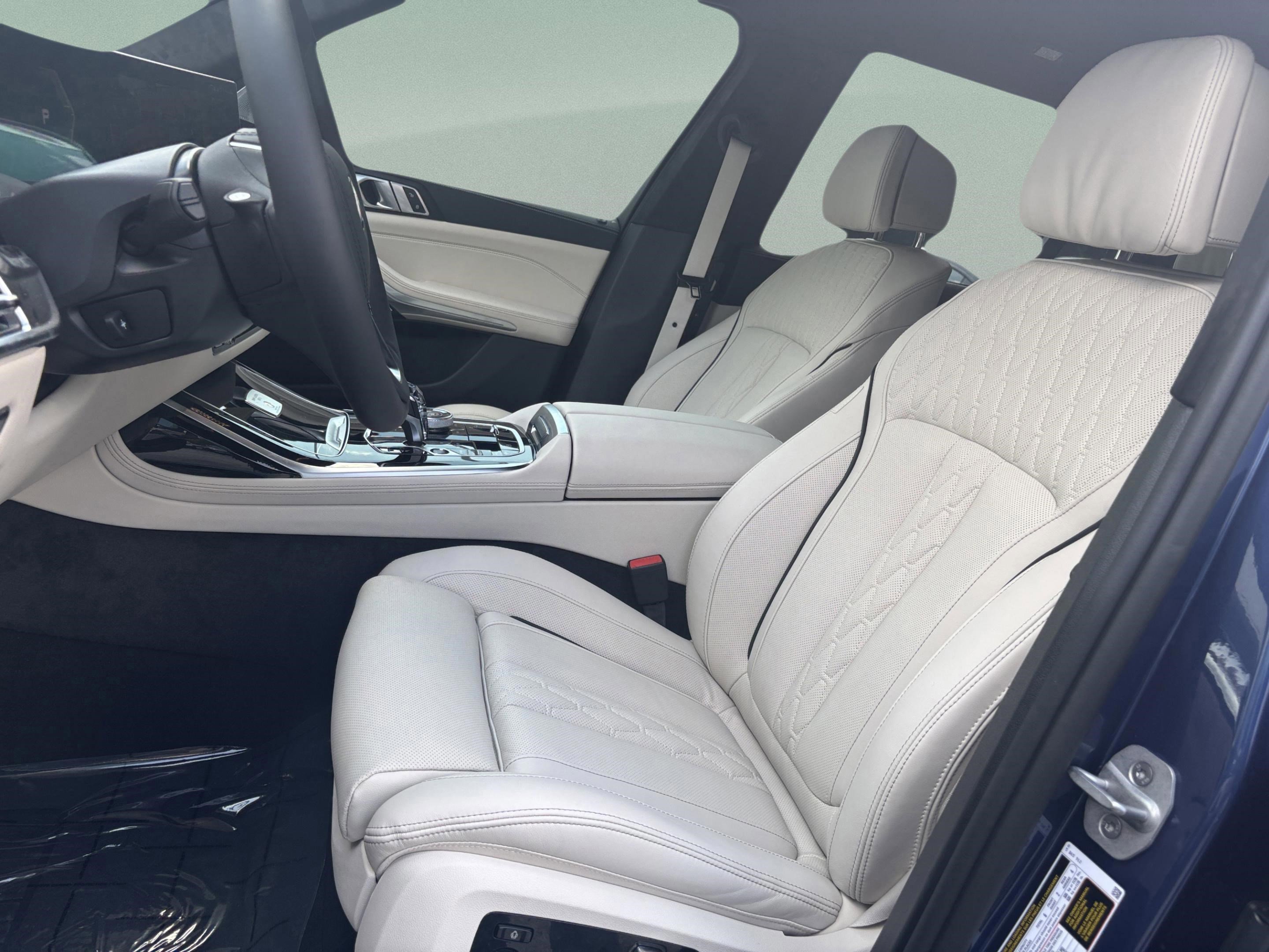 New 2026 BMW ALPINA XB7 image 23