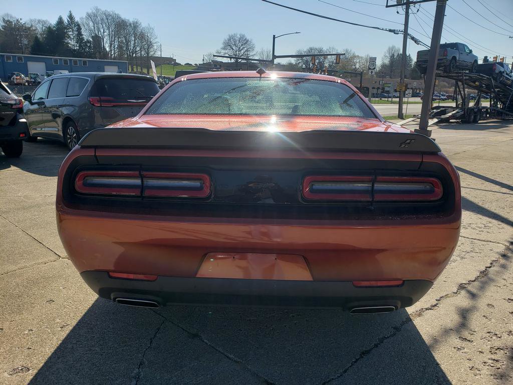 Used 2023 Dodge Challenger SXT w/ Plus Package image 4