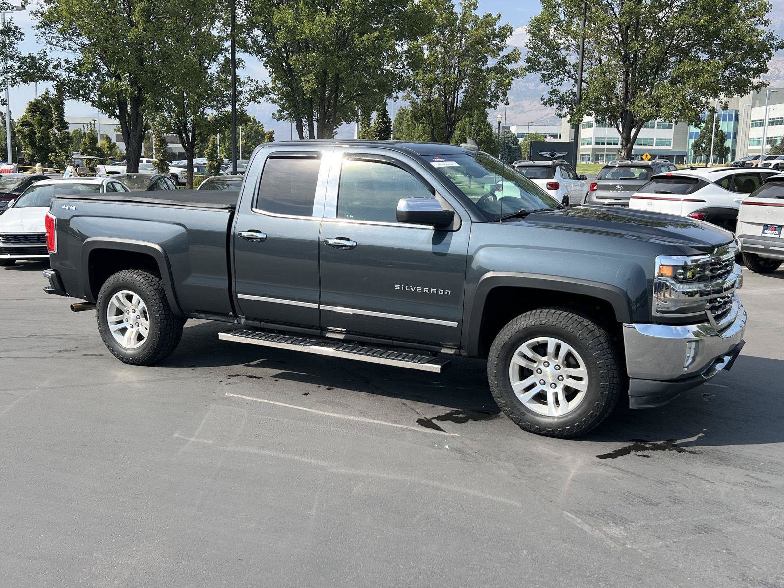 Used 2017 Chevrolet Silverado 1500 LTZ AWD/4WD image 5