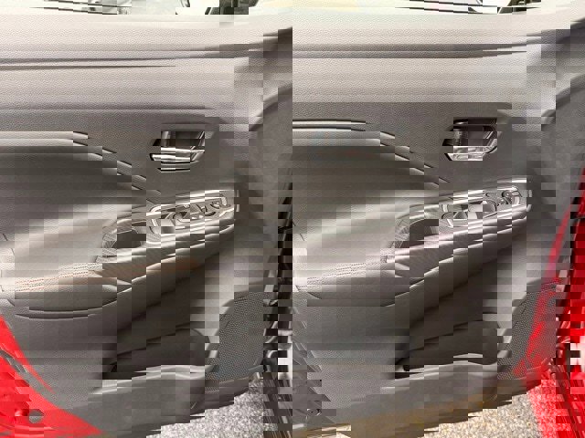 New 2025 Nissan Versa SR w/ Trunk Package image 10