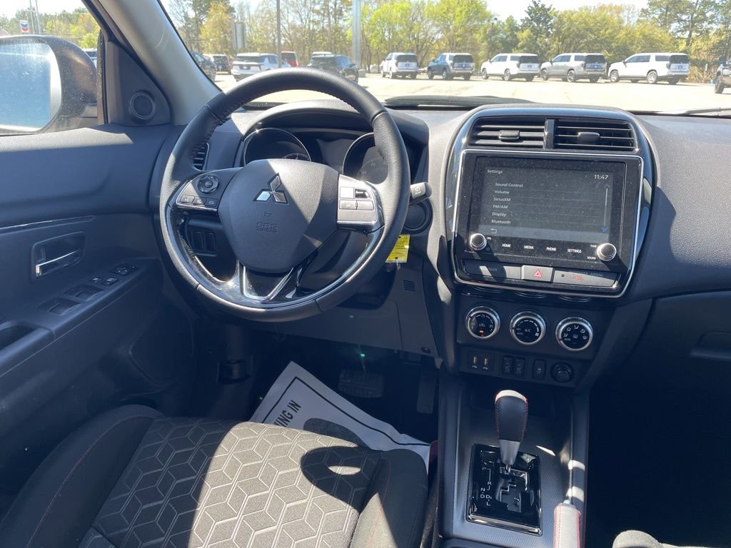 Used 2025 Mitsubishi Outlander Sport SE image 23