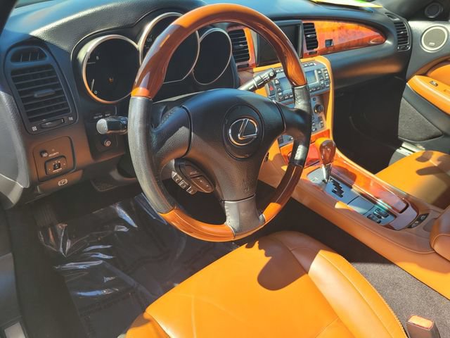 Used 2006 Lexus SC 430 Convertible RWD image 12