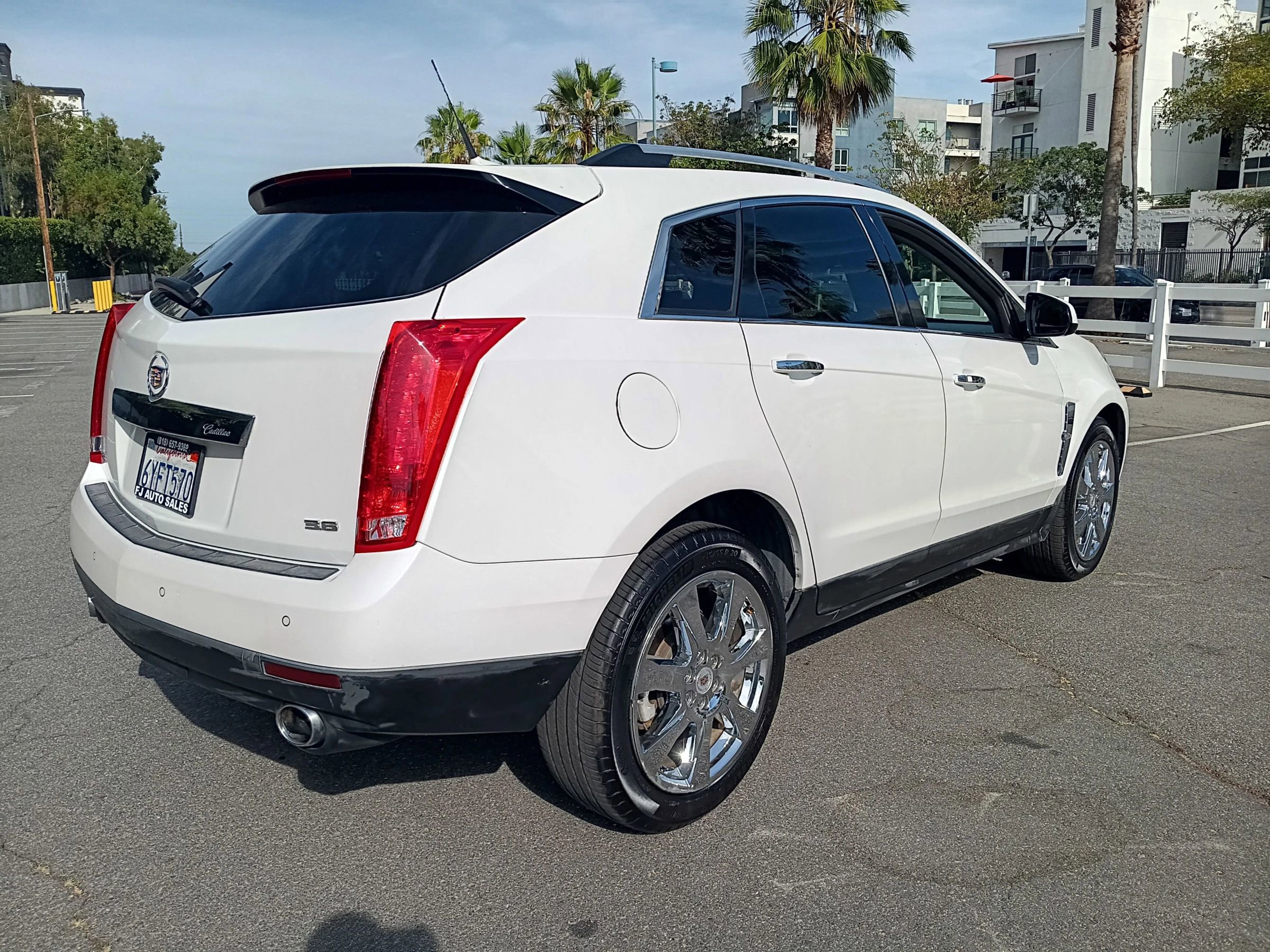 Used 2012 Cadillac SRX Performance FWD image 8