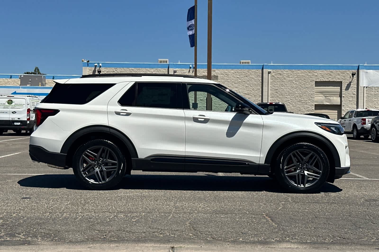 New 2026 Ford Explorer ST w/ Sun And Sound Package AWD/4WD image 8