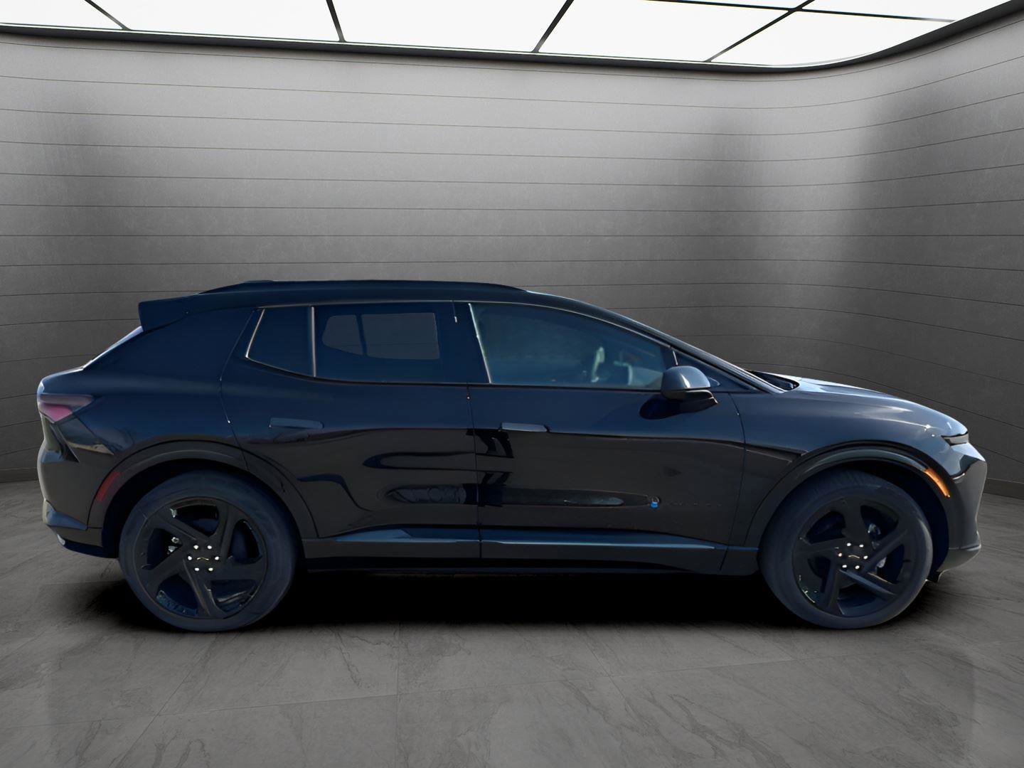 New 2025 Chevrolet Equinox EV RS image 6